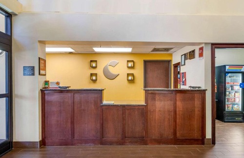 Woodlake - Briar Meadow Hotel | Comfort Suites - Near the Galleria
