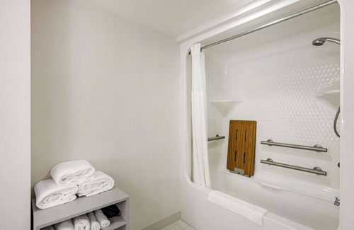 West Ocean City Hotel | Comfort Suites Ocean City West