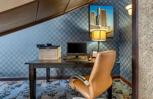 Southgate Hotel | Comfort Suites Southgate-Detroit