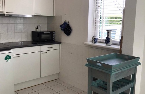 Sint Maartensvlotbrug House | Comfortable 6-person holiday home at walking distance from the beach, WiFi, pets allowed