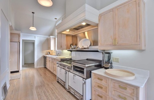 Old Palo Alto House | Comfortable House in Old Palo Alto