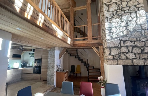 Taninges Bed & Breakfast | Comfortable off grid mountain lodge with SPA.
