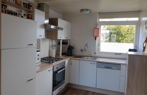 Sint Maartensvlotbrug House | Comfortably and nicely furnished 6-person bungalow with 3 bedrooms, on the popular park Eureka near the beach, sea, dunes and woods. Free WiFi, pet welcome