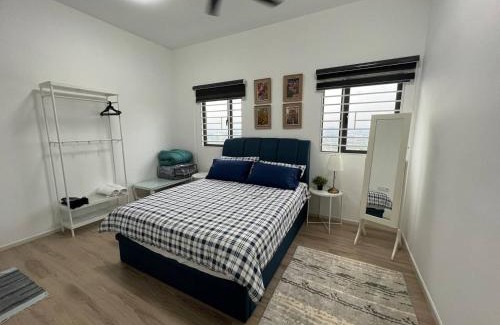 Bangi Sentral Apartment | Comfy Tokma's Home Bangi - FREE Wifi, Prime, InfinityPool