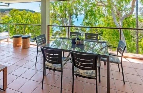 Hamilton Island Apartment | Compass Point 6, Compass Point 6 on Hamilton Island