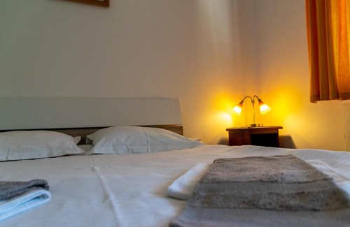 Vanatori-Neamt Hotel | Complex Zimbru