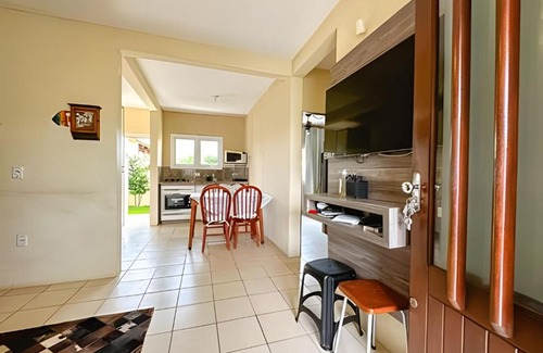 Centro House | Condomínio Isana