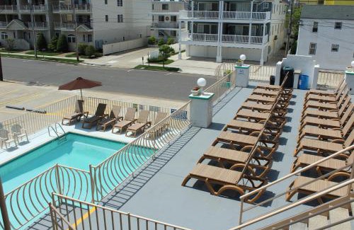 North Wildwood Hotel | Condor Motel - Beach Block