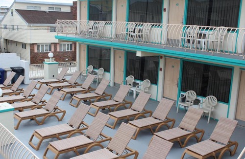 North Wildwood Hotel | Condor Motel - Beach Block