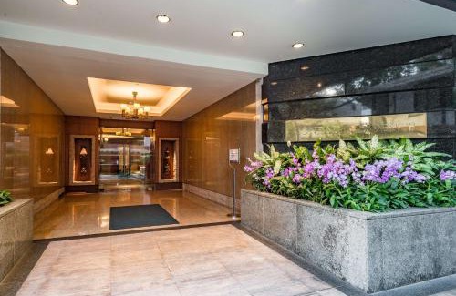 Witthayu Hotel | Conrad Bangkok Residences