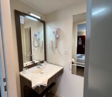 Fontenay-le-Comte Hotel | Contact Hôtel Fontenay le Comte