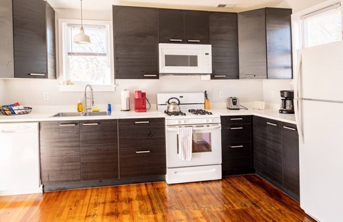 North Chesterfield Apartment | Contemporary 3-Bedroom Home with Balcony in RVA