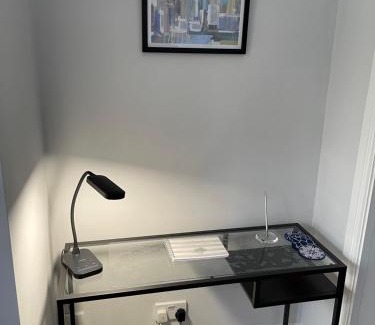 Wakefield Apartment | Contractors Business and Families enjoy Fast WiFi Large Screen Smart TV and SKY Sports in this Spotless apartment