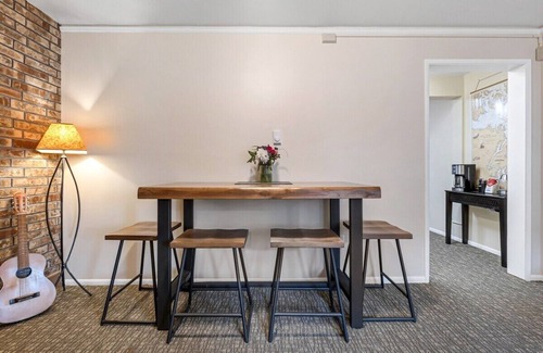 University District Apartment | Convenient Location in Seattle's U District