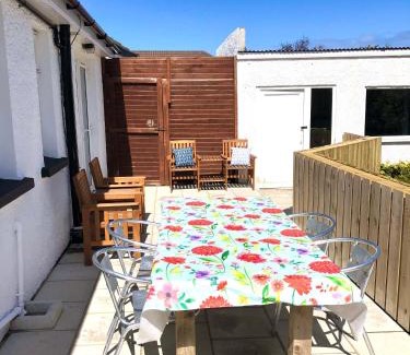 Ballycastle House | Coolfinn Cottage