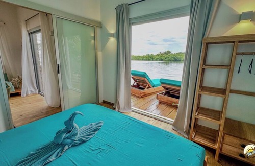 Isla Solarte Resort | Coral Bay Bungalows