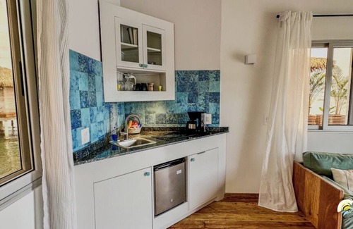 Isla Solarte Resort | Coral Bay Bungalows