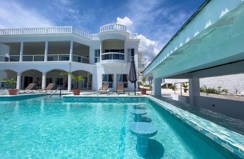 Treasure Beach House | Coral Bay Chateau - Luxury Villa in Treasure Beach
