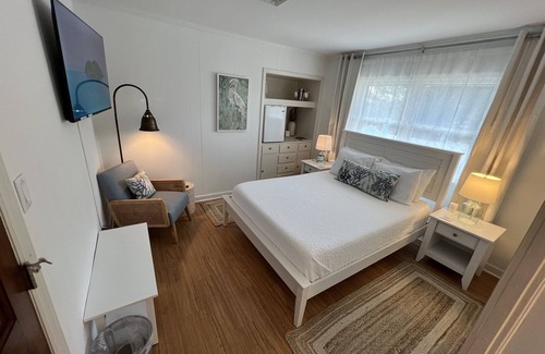 Rehoboth Beach Hotel | Coral Reef Suite - 2 rooms, Pool, Hot Tub, Sauna