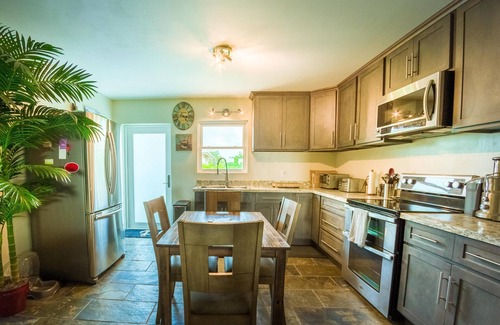 Cockburn Town House | Corktree Beach House - Modern, Beachfront 2bd/3ba home with central AC