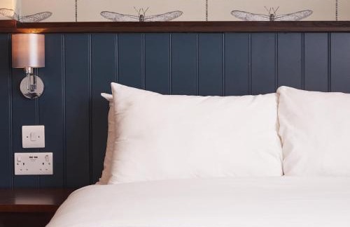 Heaton Hotel | Corner House Inn by Greene King Inns