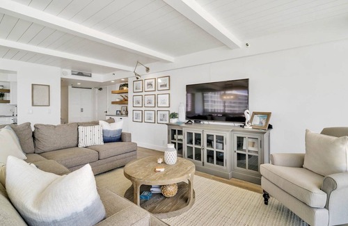 Coronado Condo | Coronado Dream Luxury Oceanfront Condo! Location, Location, Location!