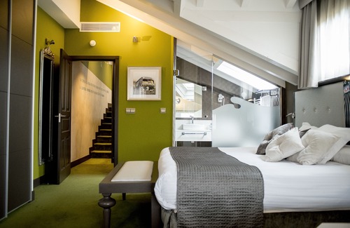 Suances Hotel | Costa Esmeralda Suites