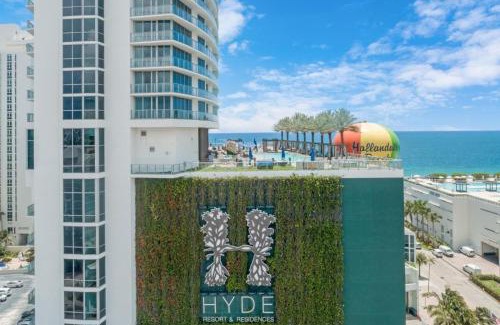Hollywood South Central Beach House | Cosy 1 Bedroom On the Beach, Ocean & City Views at LYFE Resort