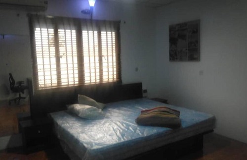 Surulere Apartment | Cosy and large apartment in Lagos Nigeria