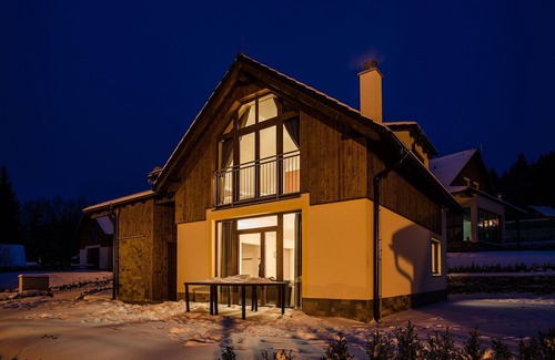 Lipno nad Vltavou House | Cosy apartment in villa for 11 people with WIFI, TV, terrace and pets allowed
