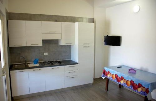 Montincello Apartment | Cosy apartment with terrace and garden in Vieste 40 m²