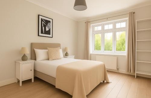 Acton Apartment | Cosy Double Room in Acton