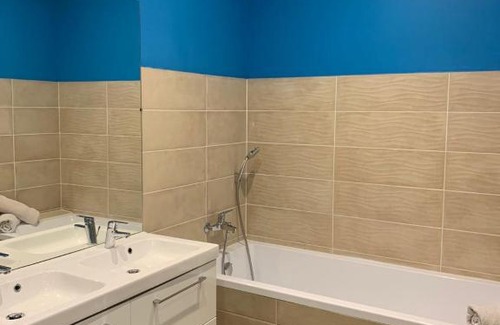 Centre Ville Apartment | Cosy Indigo - 3 chambres 110m2 - Centre ville