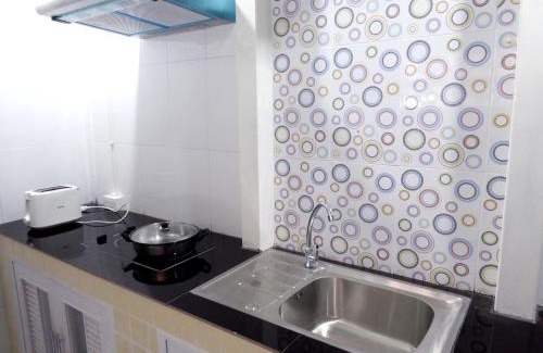 Wua Lai House | Cosy Town Home at the Old City