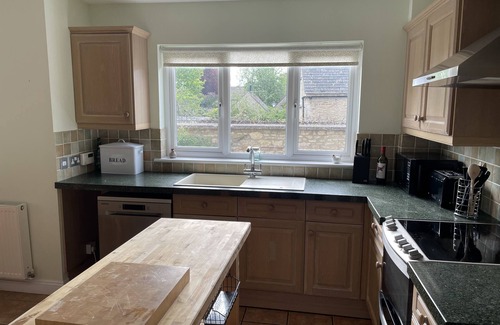 Northleach House | Cotswold Holiday Accommodation in beautiful Northleach