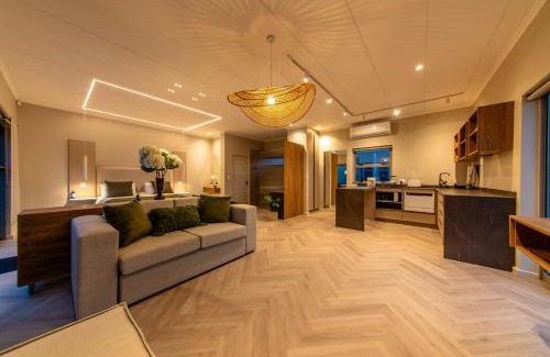 Simondium Ski Chalet | Cottage 1 - Leo Sky Farm