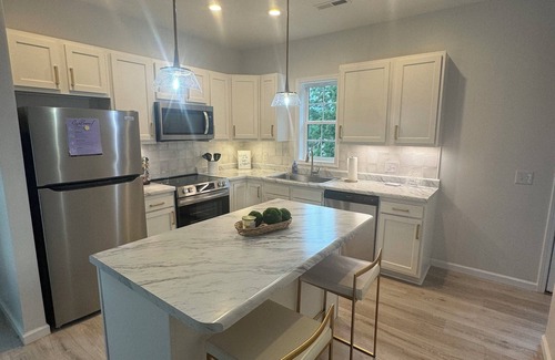 Farmers House | Cottage #2 at MeadowView!