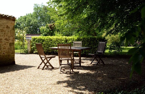 Saint Palais Cottage | Cottage 4 stars between vineyards and woods, near the Gironde