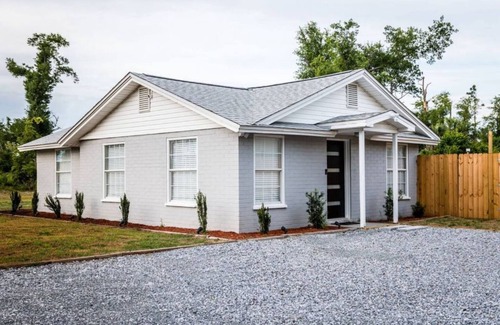 Pretty Bayou Cottage | Cottage At Kingspoint *Newly Renovated*