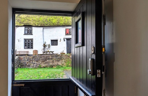 Trusham Cottage | Cottage in Devon near Dartmoor, Dog-Friendly