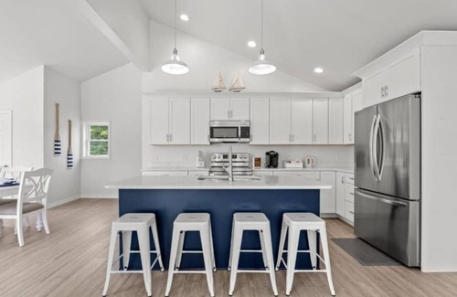 Winterport Cottage | Cottage On the Cove - Gorgeous Waterviews by Acadia