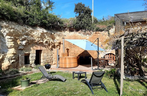 Louerre House | Cottage with nordic bath in the countryside between Angers and Saumur, 4 pers