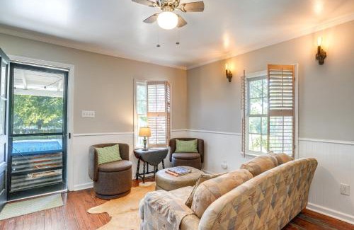 Wingina House | Cottage with James River Access in Wingina!