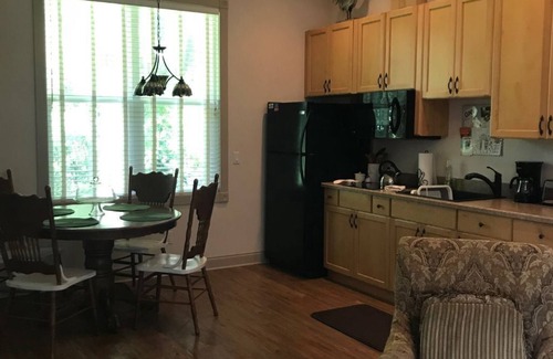 Alachua House | Country Cottage Alachua Gainesville High Springs Ginny Springs Go Gators!