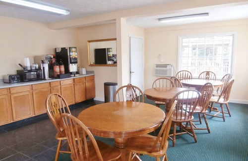 Cartersville Hotel | Country Hearth Inn & Suites Cartersville