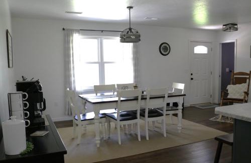 Blissfield House | Country Hills Hideaway