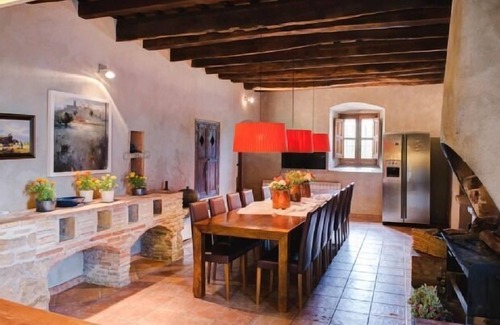 Castelltercol Cottage | Country house El Munt for 19 people