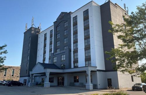 Niagara Falls Hotel | Country Inn & Suites by Radisson, Niagara Falls, ON