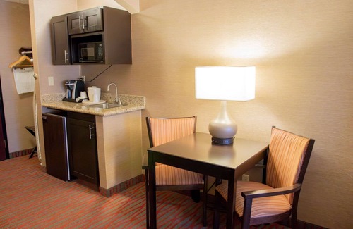 Garden City Hotel | Country Inn & Suites by Radisson, Garden City, KS