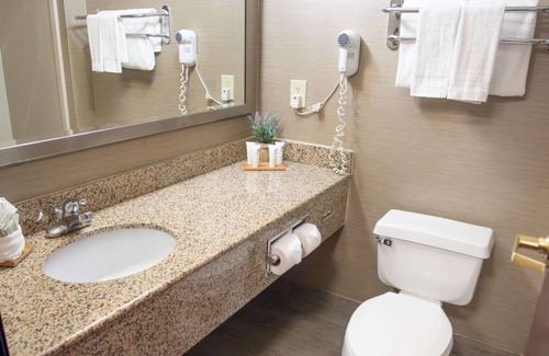 Garden City Hotel | Country Inn & Suites by Radisson, Garden City, KS